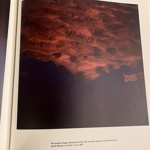 Sightseeing: A Space Panorama, NASA Photo Book - 1985 First Edition - Picture 13 of 16